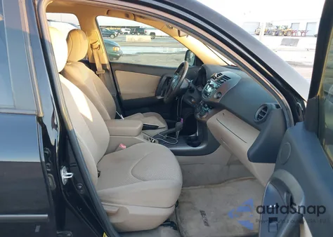 2011 Toyota Rav4 z USA, uszkodzony, nr VIN 2T3ZF4DV7BW102770